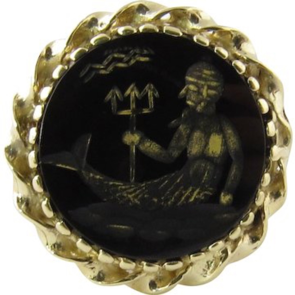 Vintage 14K Yellow Gold Neptune Onyx Etched Gold Leaf Ring Size 4.5 #321